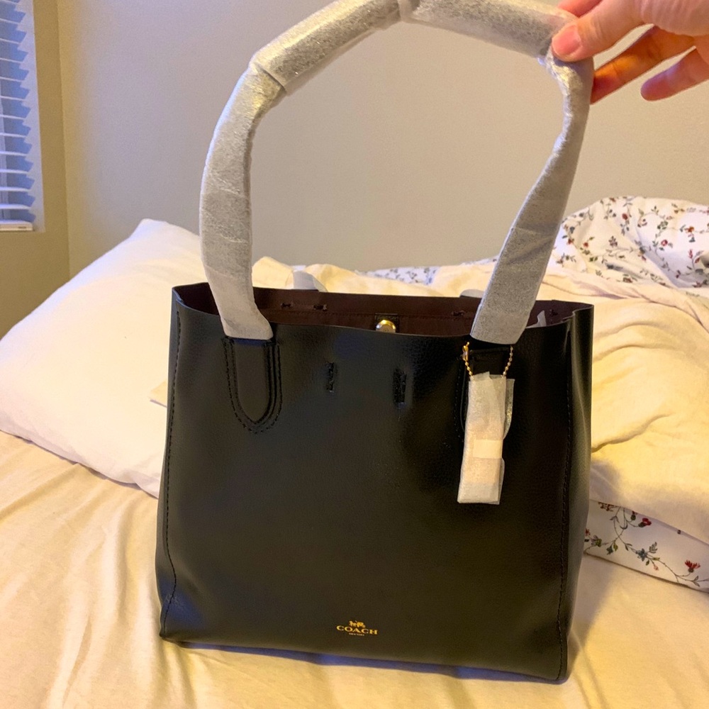 Brand new Coach leather tote